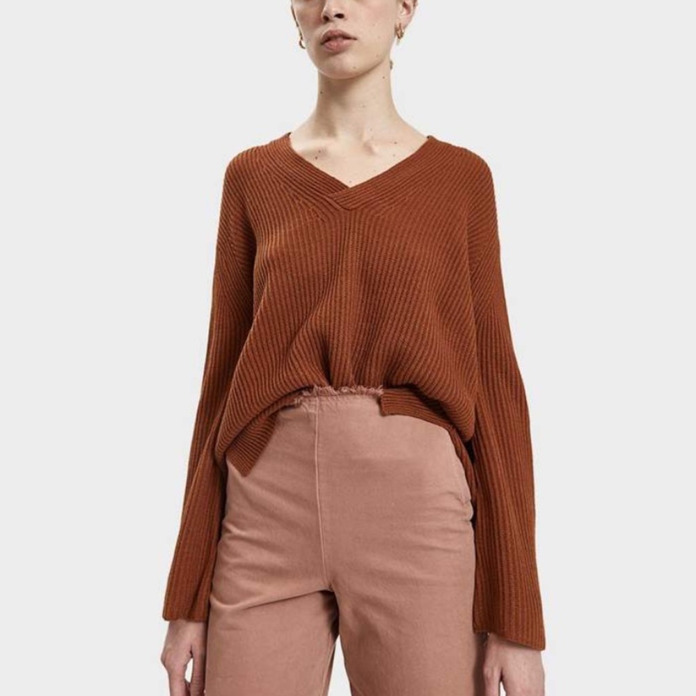 Stelen Cherish V Neck Sweater